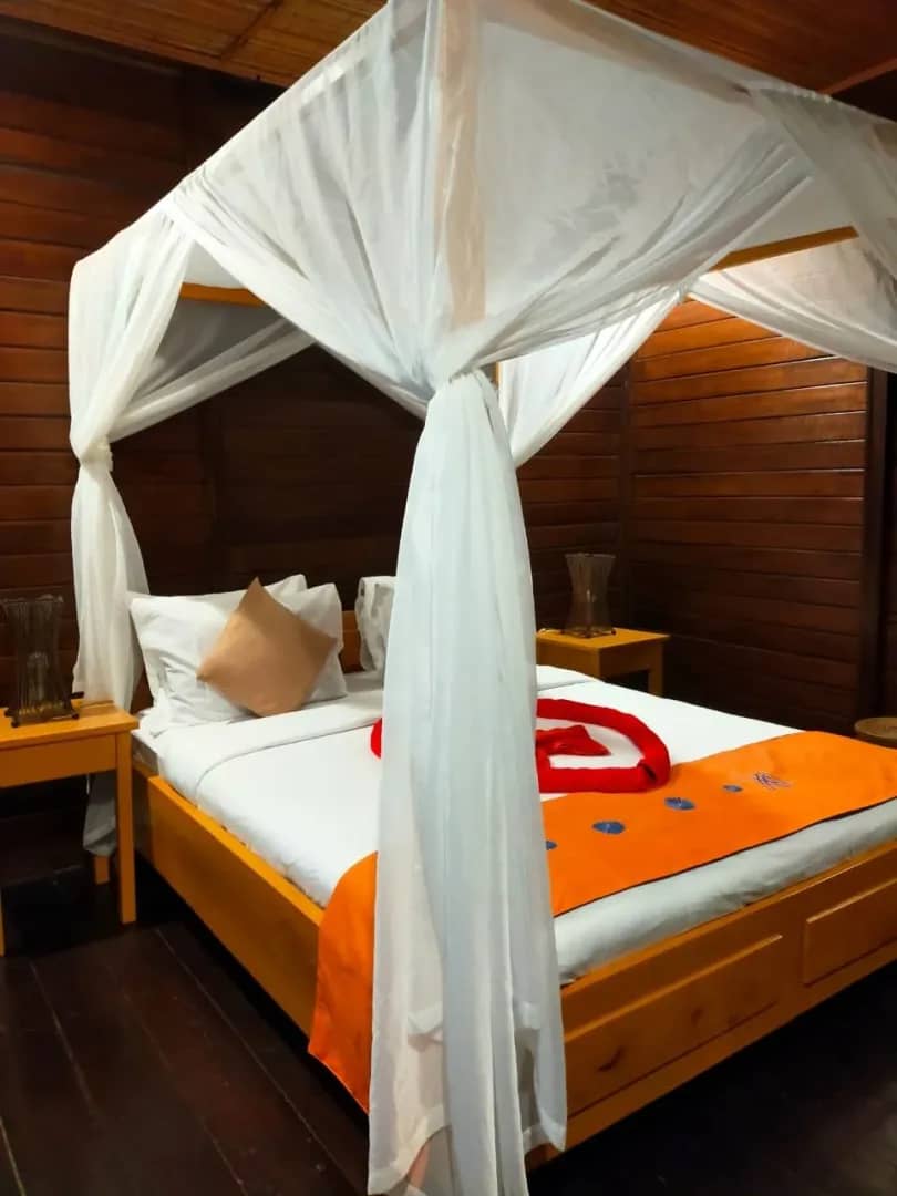 Superior Beachfront - image