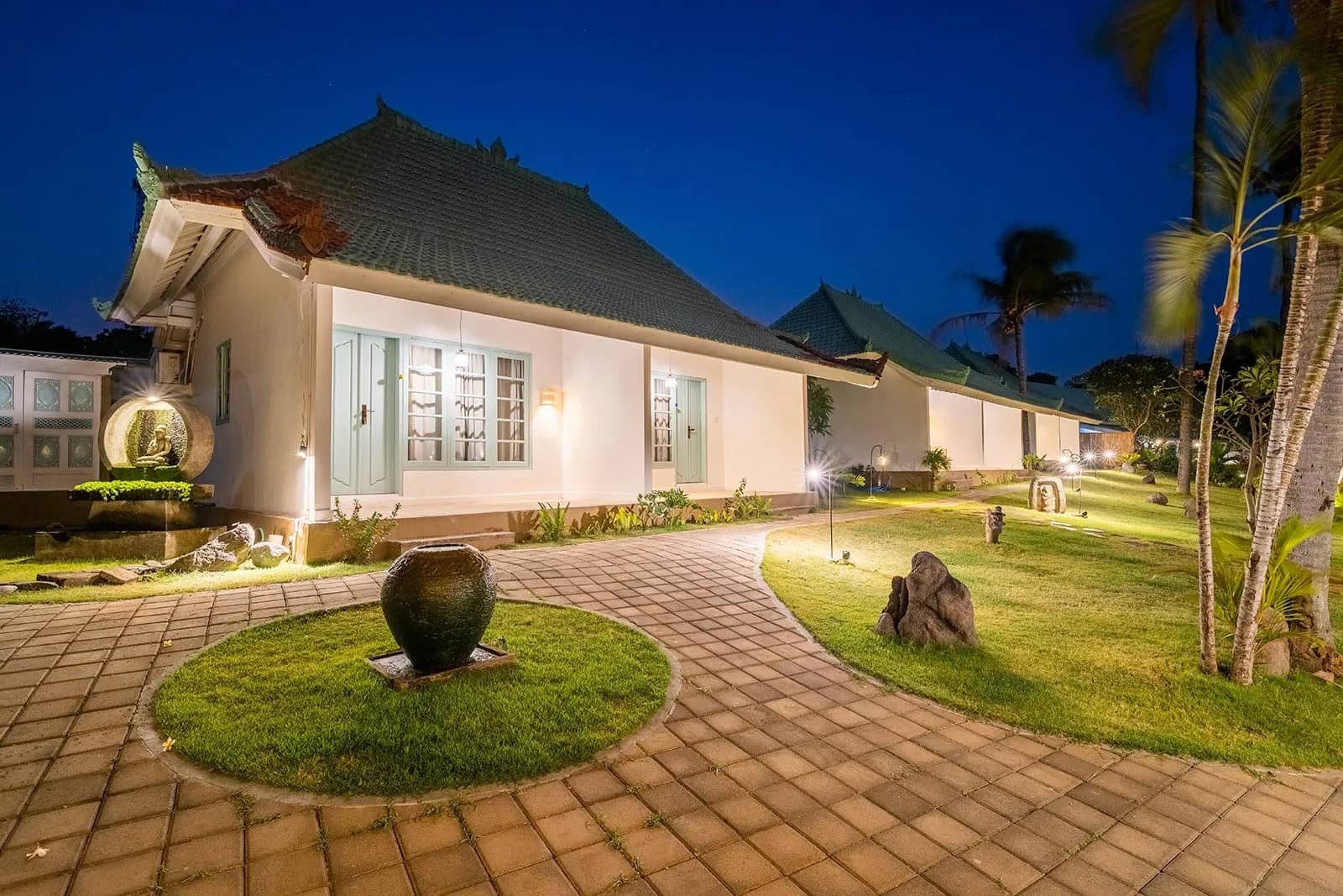 Sea View Room - image