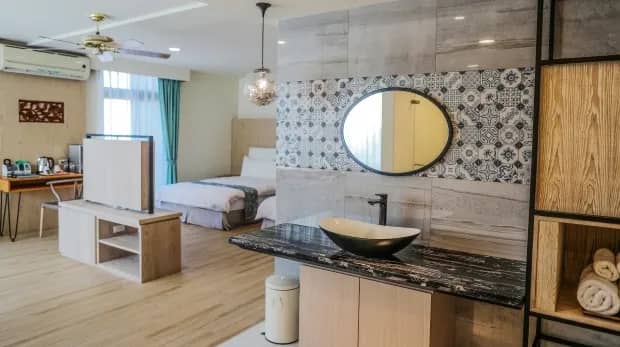 Ocean Deluxe - image