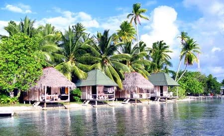 Tetamanu Village et Sauvage