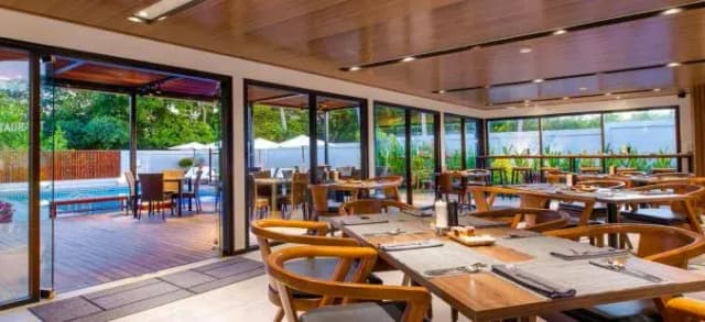 Meridian Adventure Dive Resort Special November 2025