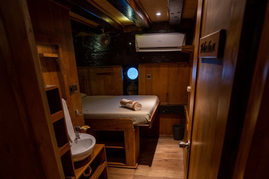 Double Lower Deck - image