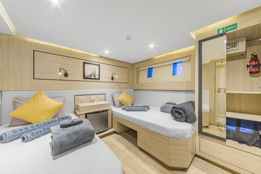 Standard Twin Lower Deck - image