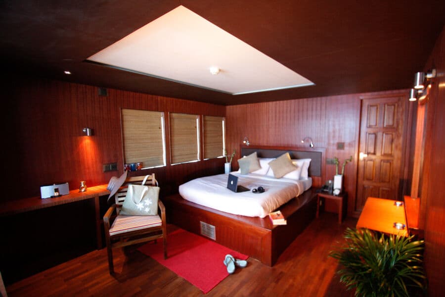 Premium Upper Deck - image