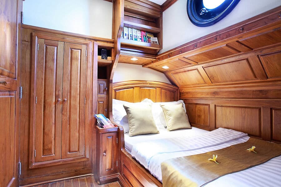 Stateroom 4 Lower Deck - image