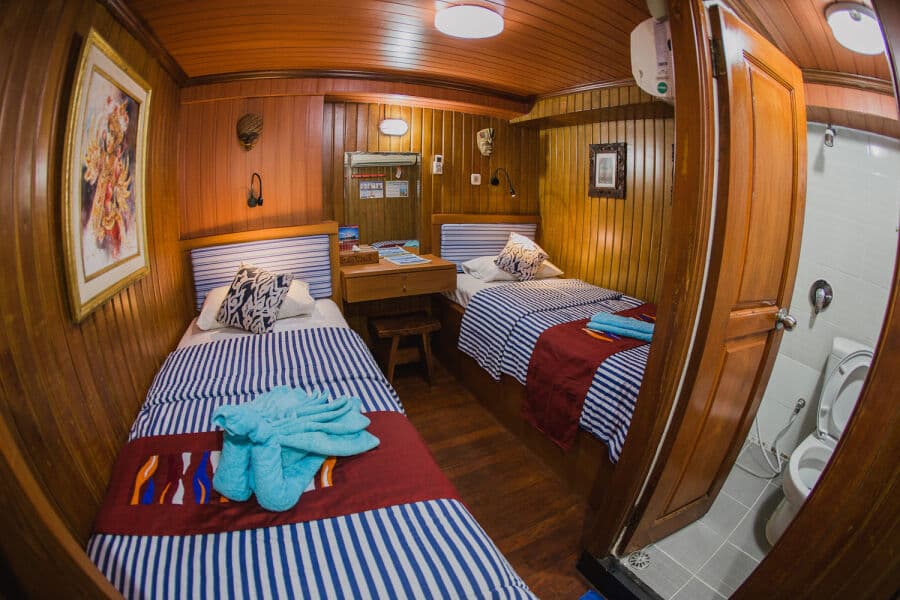 Twin Bed (301 - 302) Upper Deck - image