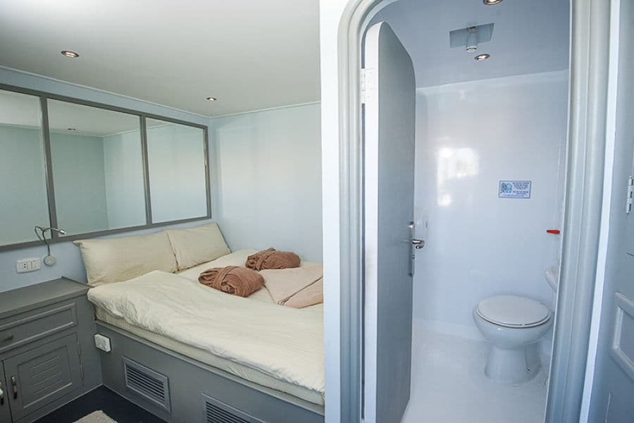 Master Suite Upper Deck - image