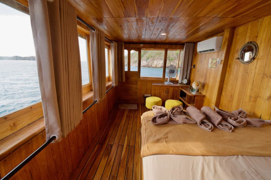 Double bed with private balcony Upper Deck - image