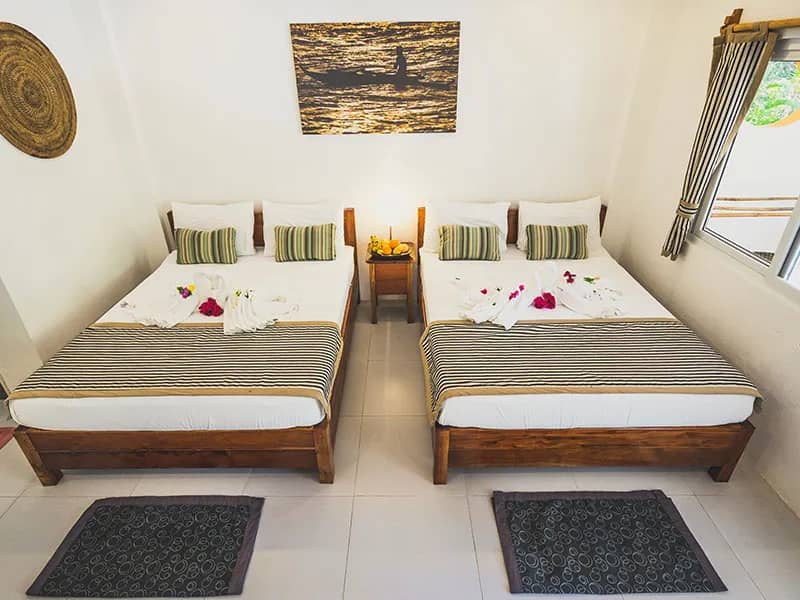 Deluxe - image Deluxe - image