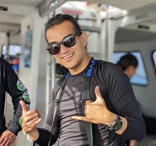 Tim Yeo, General Manager & C.O.O. Tim Yeo, General Manager & C.O.O.