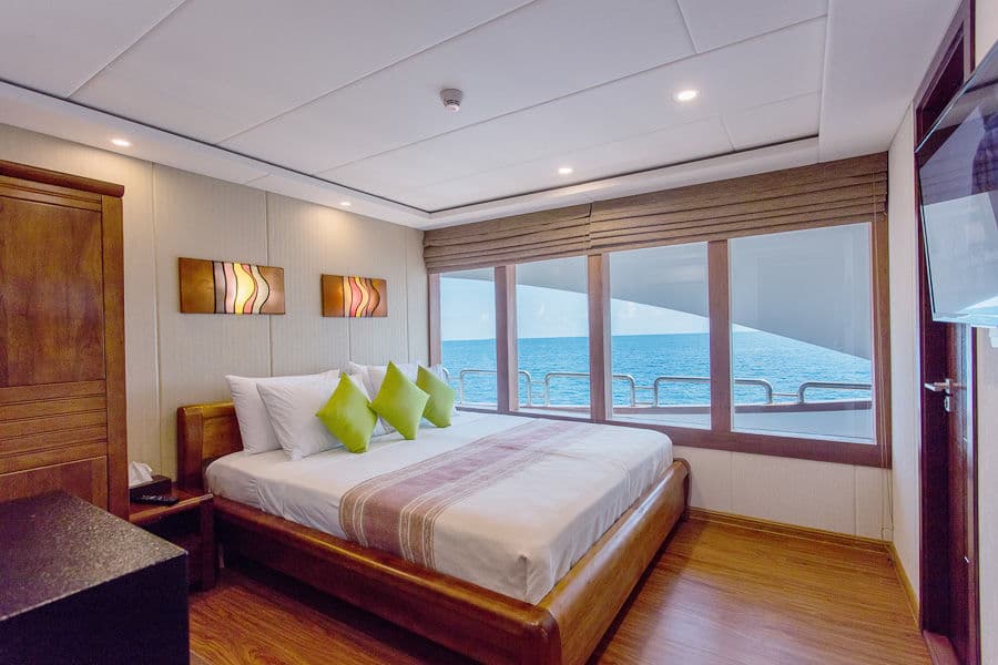 Junior Suite Double Upper Deck - image Junior Suite Double Upper Deck - image