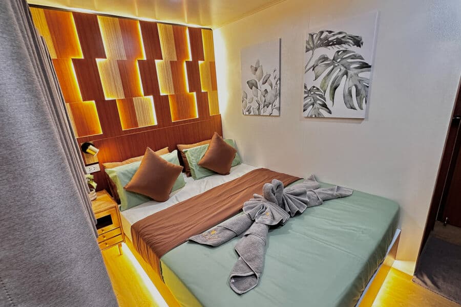 Standard Double Main Deck - image Standard Double Main Deck - image